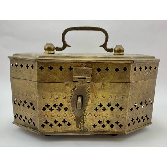 Vintage Pierced Brass Octagon Cricket Box Decor Storage - Picture 2 of 14